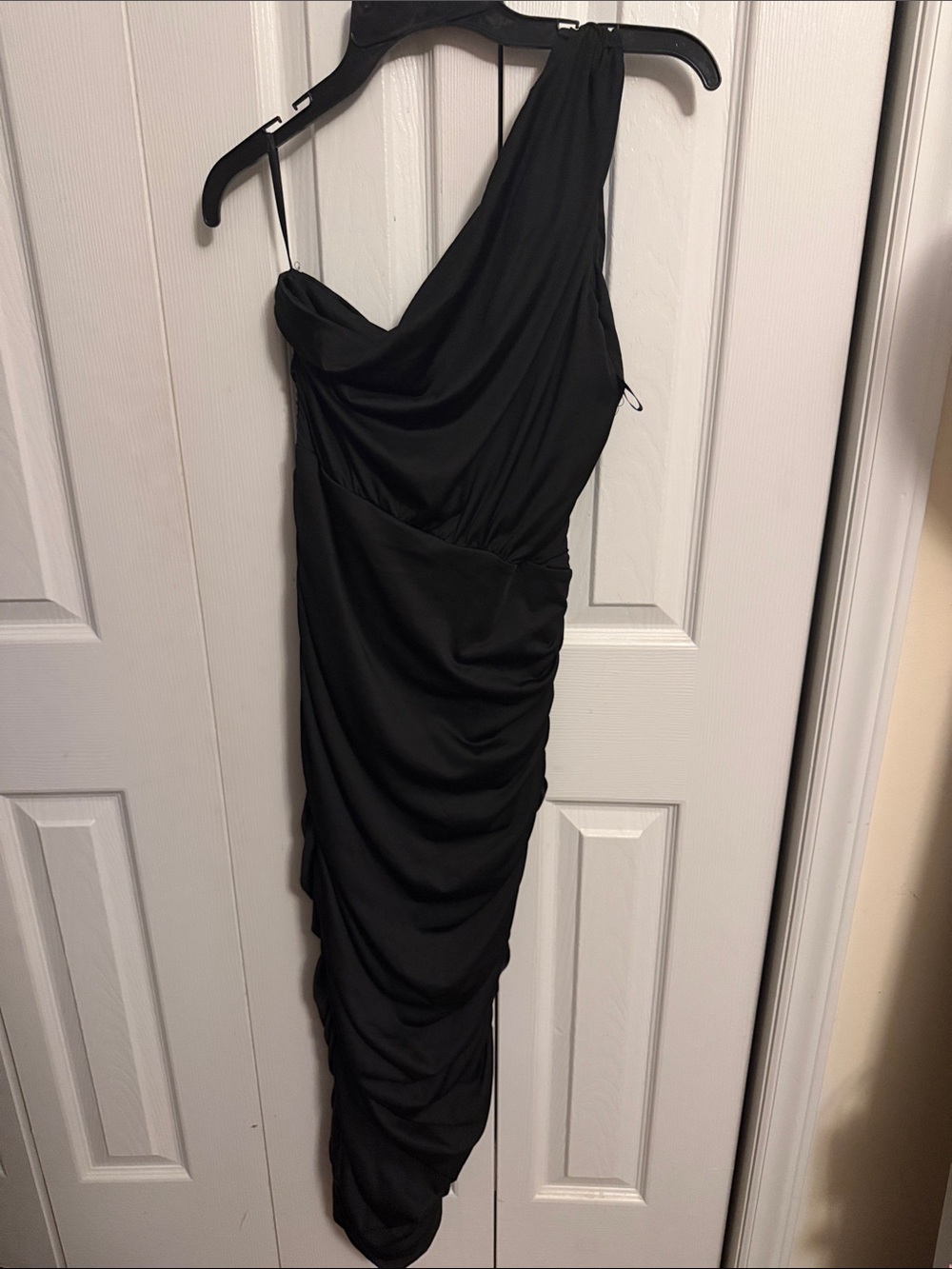 One-Shoulder Black Ruched Evening Dress
